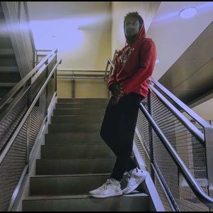 Meet your Posher, James